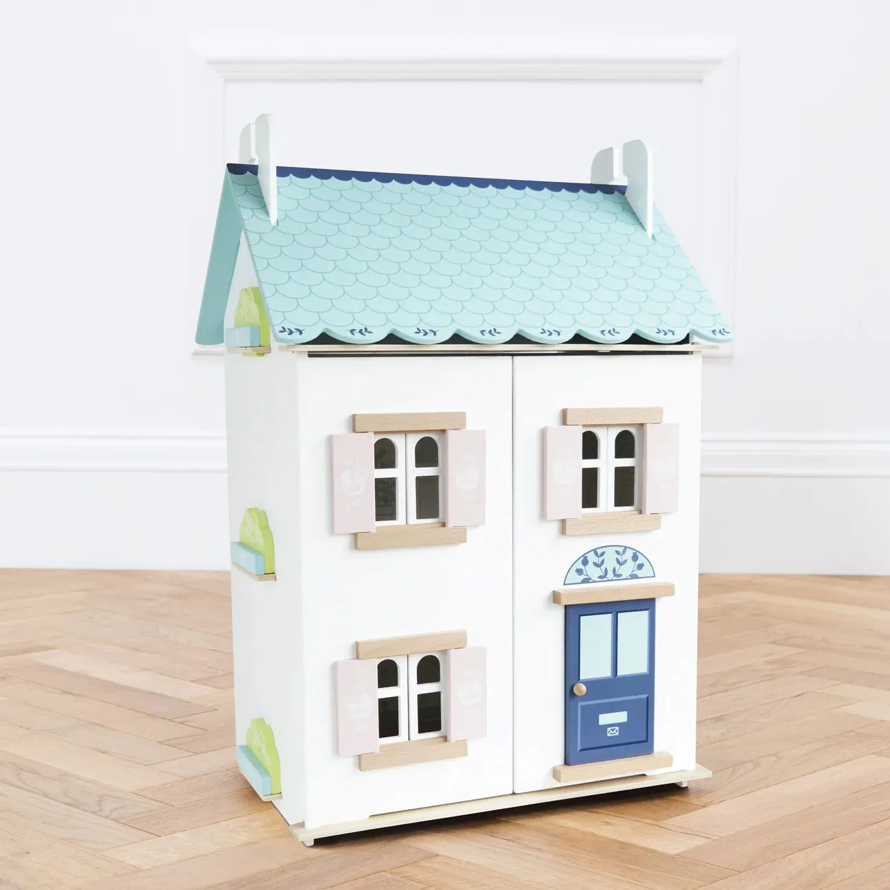 Le Toy Van Bluebelle Dollhouse