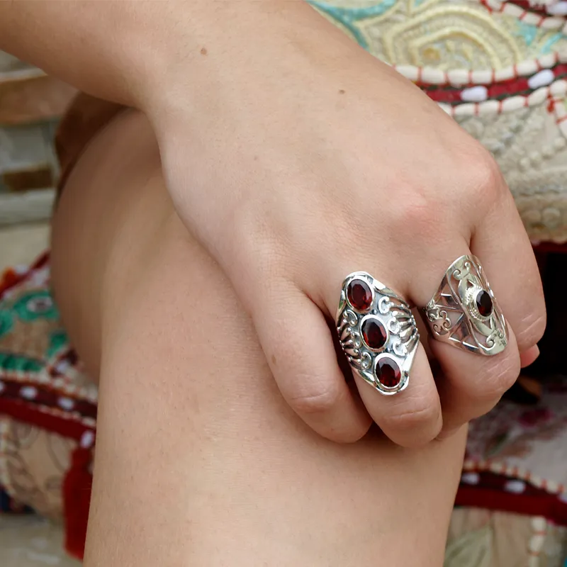 Savar Garnet Boho Style Ring