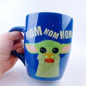 Silver Buffalo Star Wars Mandalorian Gimmie Nom Baby Yoda Mega Size Coffee Mug 25 oz