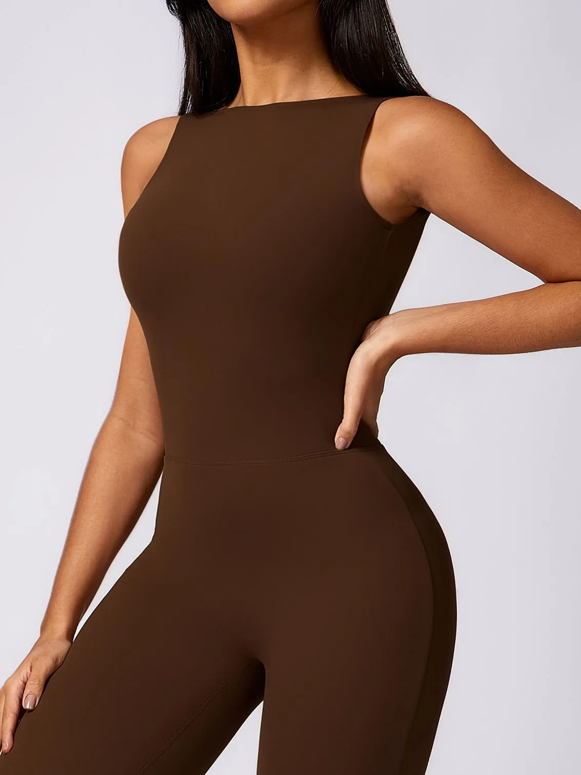 ZASUWA Female Backless Elastic Tight Scrunch Bum Flare Jumpsuit