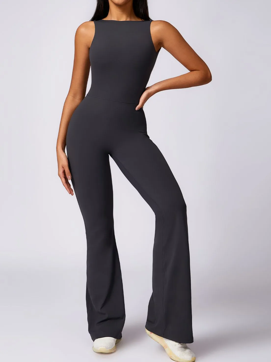 ZASUWA Female Backless Elastic Tight Scrunch Bum Flare Jumpsuit